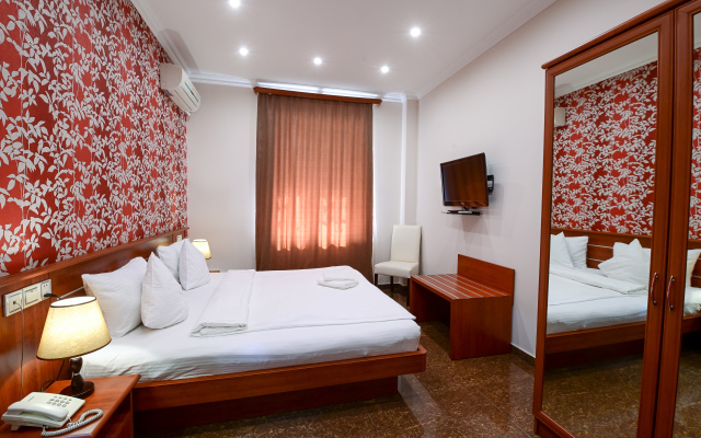 Отель Arda Golden Hotel Yerevan