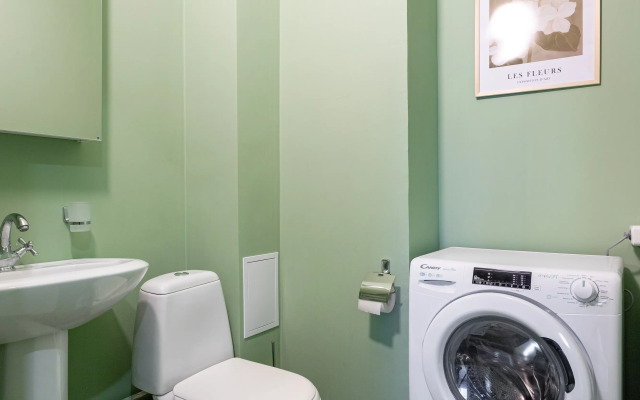 Krasroom vozle TC Planeta Flat