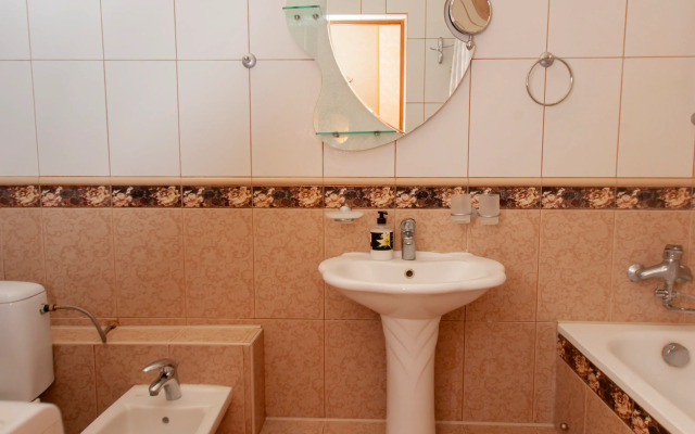 Svetlaya Ryadom S Morem Flat