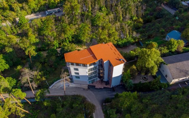 Hotel & restaurant Emerald Borjomi