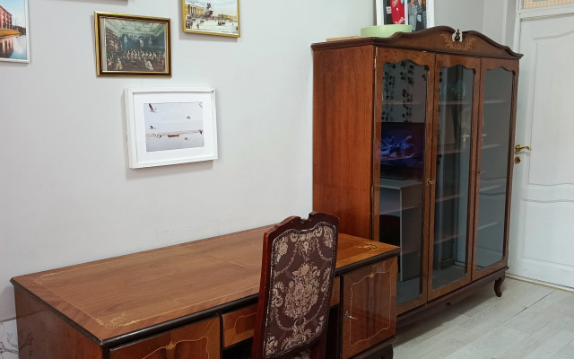 Меблированные Комнаты Как Дома на Новой Голландии