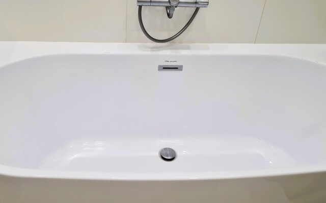 Апартаменты трехкомнатные с Дизайнерским ремонтом Олимпия Запад