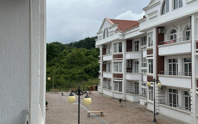 V Komfortnom Zhk Kurortny Flat