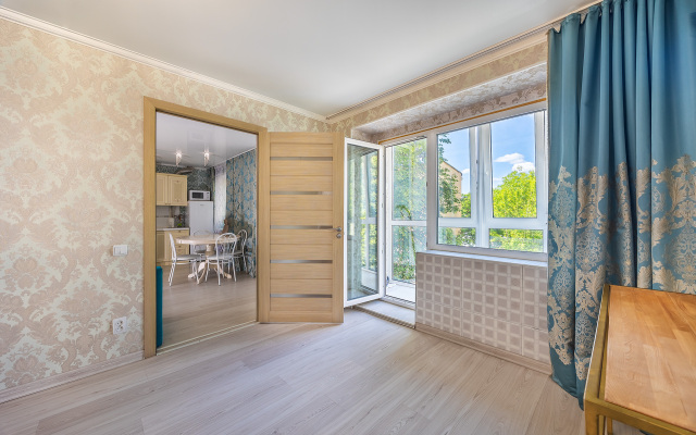 Апартаменты на Иванникова