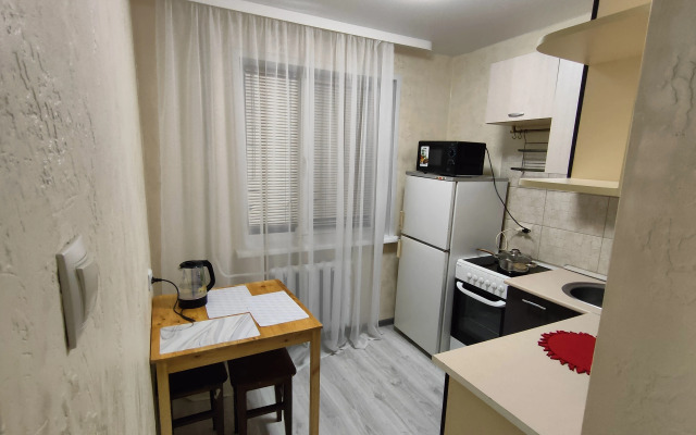 Na 1m Etazhe Zhdet Gostey Apartments