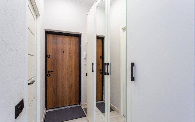 Квартира с Балконом и Видом на Лесопарк Аллея 114