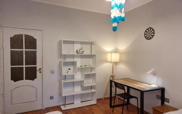 Апартаменты Уютная двушка с хорошим расположением