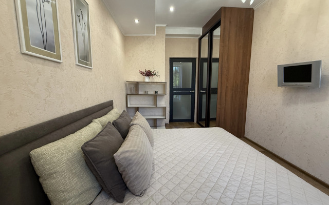V Samom V Serdtse Tyumeni Na Tsvetnom Bulvare Apartments