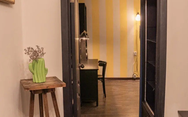 Masterskaya Khudozhnika Flat