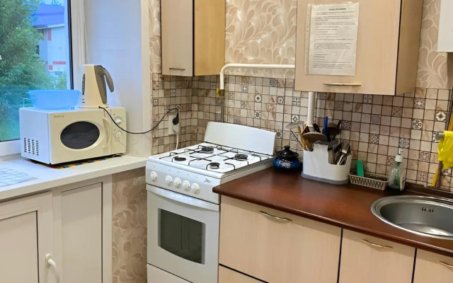 Квартира Двухкомнатная Химиков 15