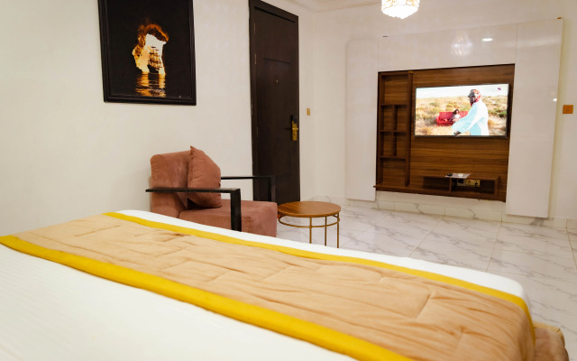 247 Luxury Hotel