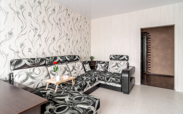 Dvukhkomnatnaya Stepanenkov Rodionova 43 Flat