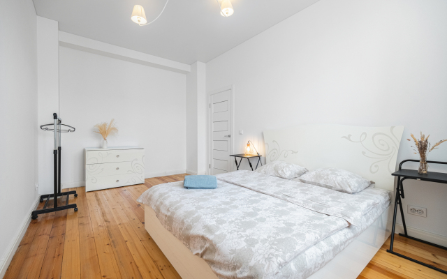 S kruglosutochnym Zaseleniyem 24/7 Apartments