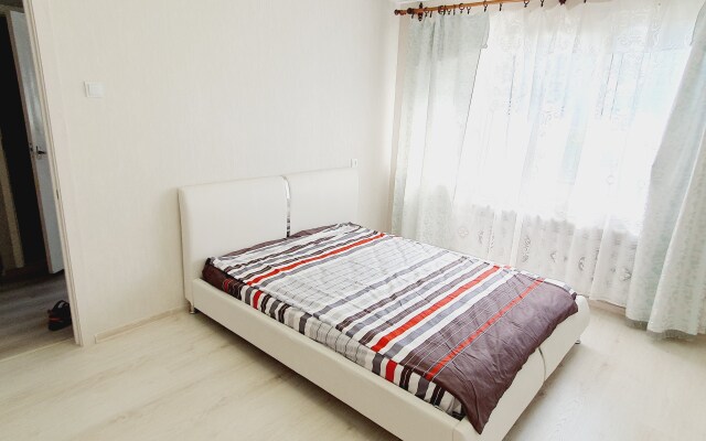 Na Solnechnoy 1 Apartments