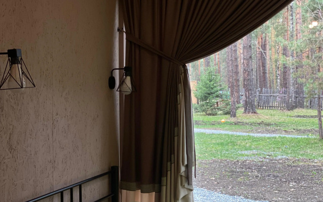 Wood Park (ex. Shishka Hotel)