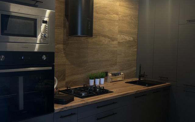Uyutnaya Ryadom S Korolevskimi Vorotami Flat