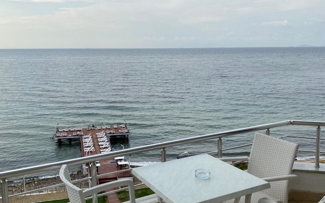 Grand Koru Otel Beach