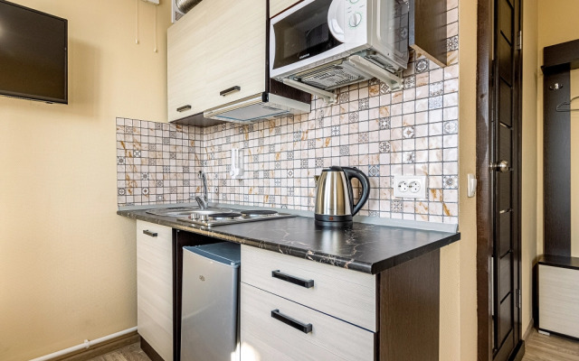 Apartment House on Zelenaya 6