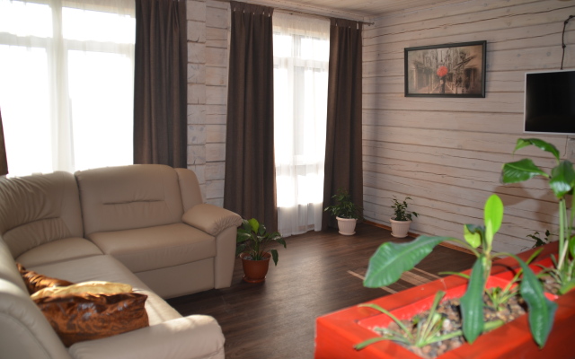 Gavan Listvyanka Guest house