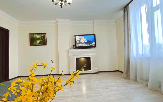 Flat Na Prospekte Pobedy
