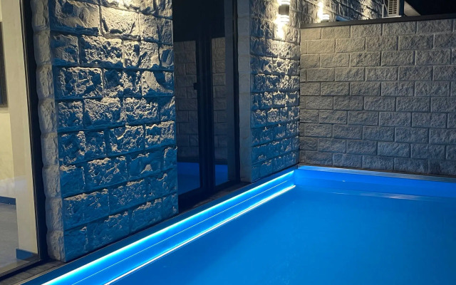 Частный дом Avalon Park