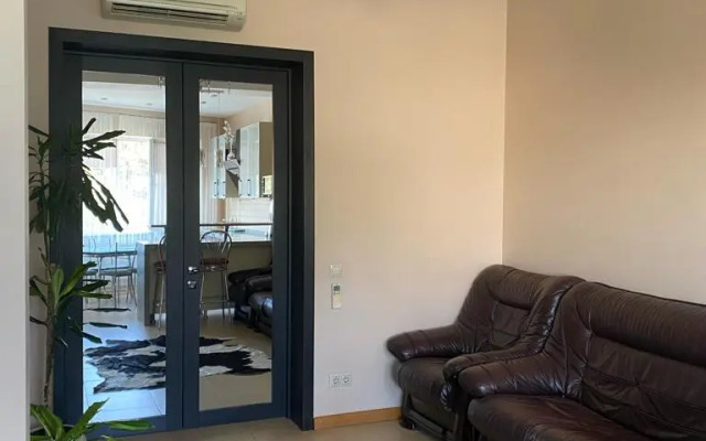 Orange Квартира