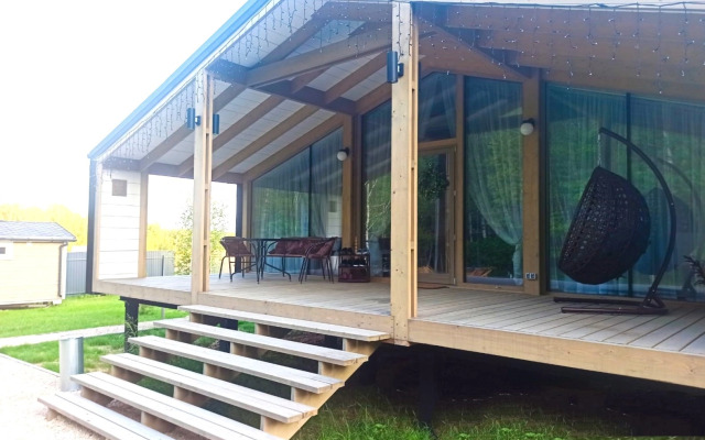 Dubldom U Lesa Private house
