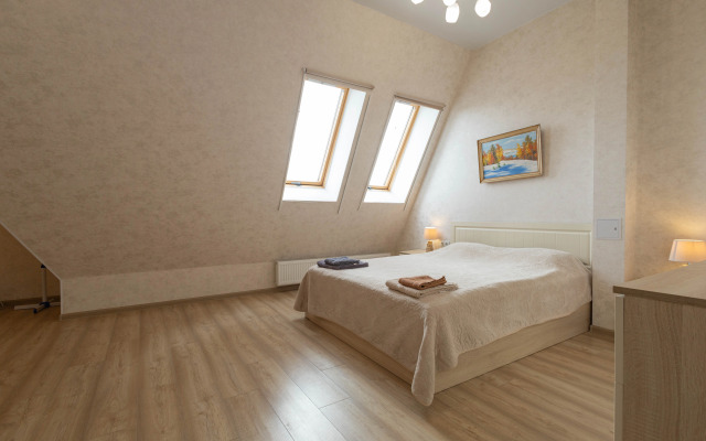 Апартаменты Современная студия возле озера