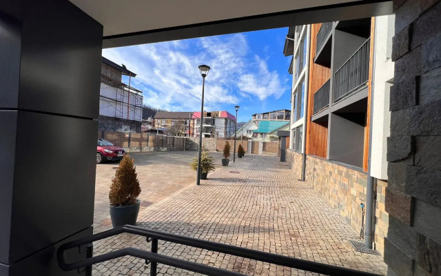 Na Garazhnoy Flat