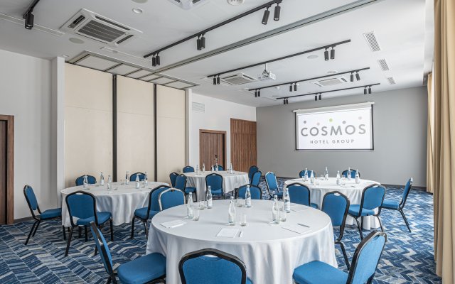 Отель Cosmos Paveletskaya Hotel