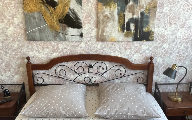 Апартаменты в центре на Ткаченко 5А