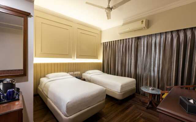 Grand Kalinga Hotel