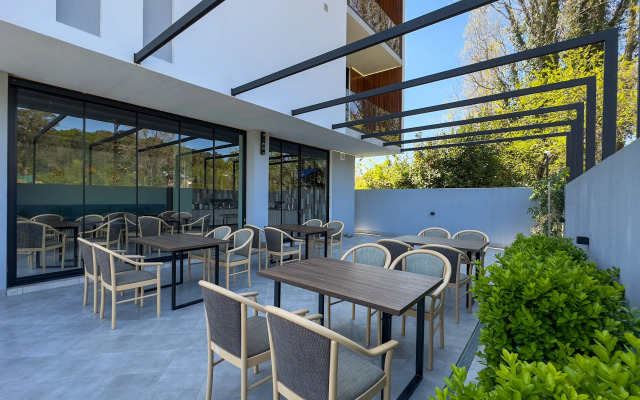 Villa Astoriya Hotel