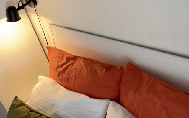 Uyutnaya Studiya U Fiztekh Litseya Flat
