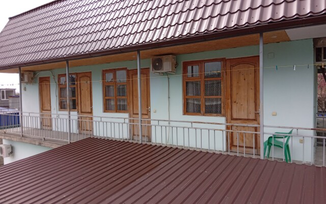 Maria Living quarters