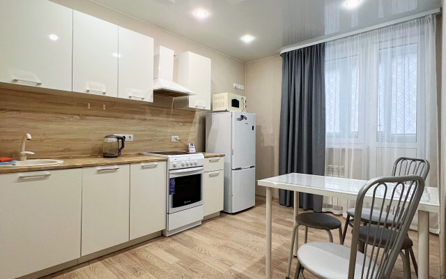 Апартаменты на Окской Набережной 7