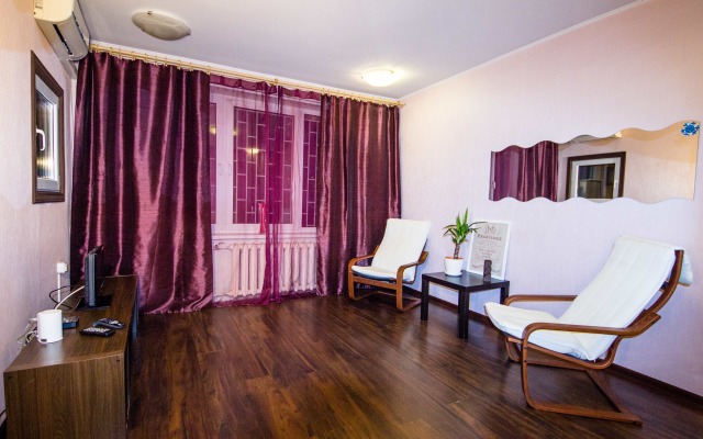 Gnezdo orla. 1K na VDNH Flat