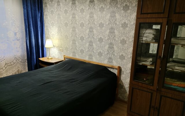 Two-room apartment on Olimpiyskaya 89 4th floor