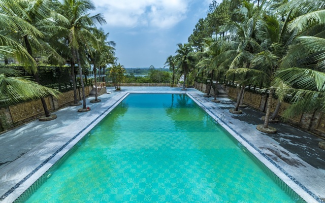 Sankofa Village Hill Resort and Spa Hotel