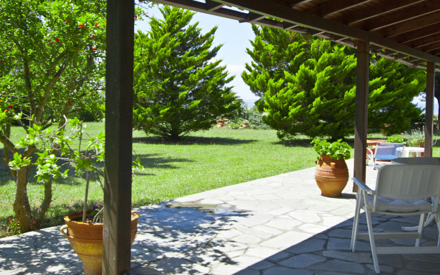 Beaufort BeachFront Nikiti Villa