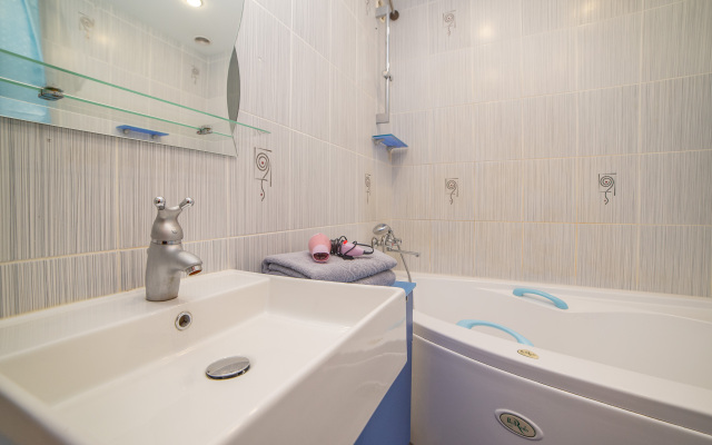 Апартаменты Красных Командиров 21