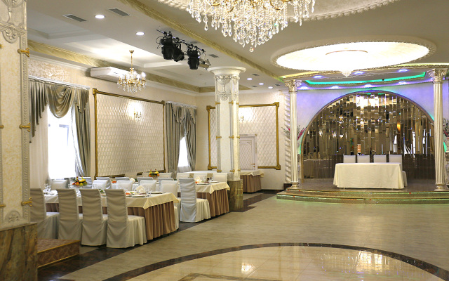 Отель Гранд Лион