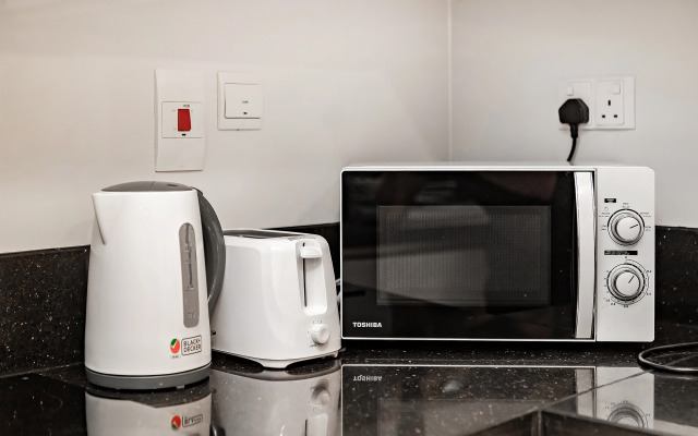 Stylish 1BR at Meera Tower Apartments