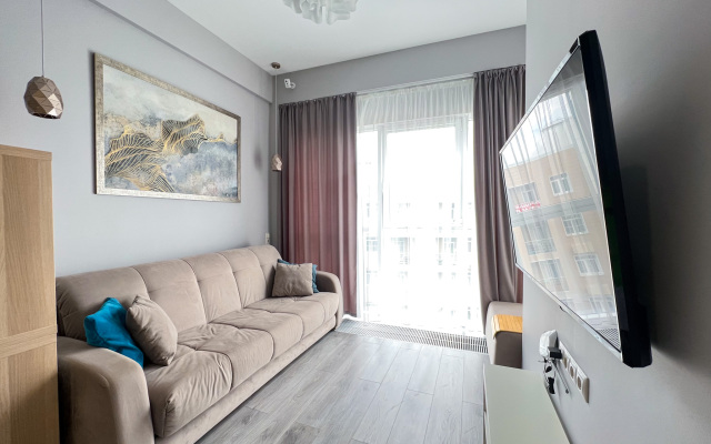 U morya v Tsentral'nom Sochi Flat