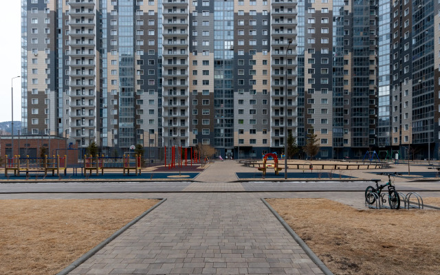 Na Naberezhnoy Eniseya u Fan-parka Bobrovy Log Flat