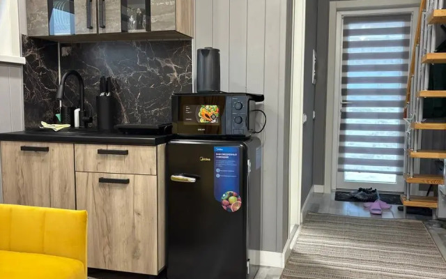 Частный дом у леса