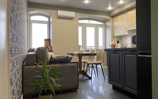 Romanovhome flat
