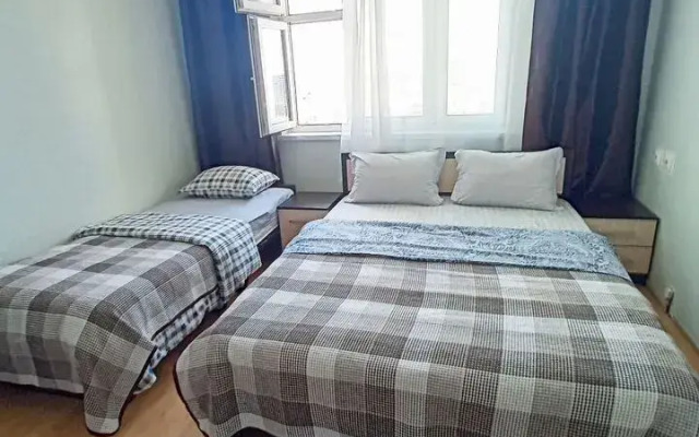 Dvukhkomnatnaya S Dvumya Balkonami Flat