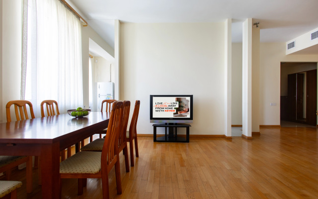 Апартаменты KeyGo 0185 комфорт и уют в городе