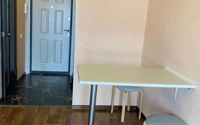 Na Kolmovskoy Naberezhnoy 71a Flat